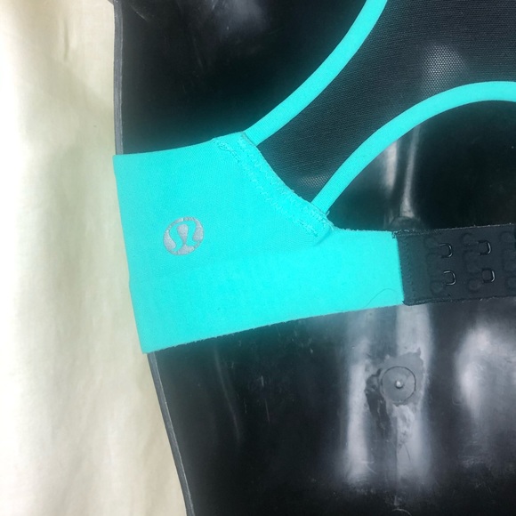 Lululemon Womens 32B Top Speed Water Sports Bra - Picture 3 of 3